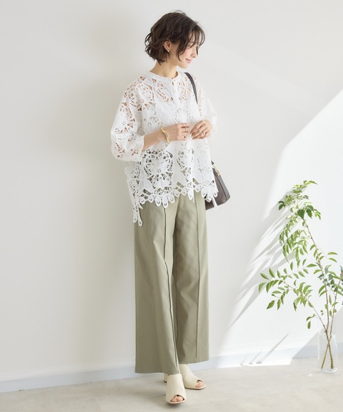 KATHARINE ROSS(キャサリンロス)の「【KATHARINE ROSS】マーガレット刺繍ドルマンブラウス(シャツ/ブラウス・レディース・ホワイト/ベージュ・FREE)」の3枚目の写真