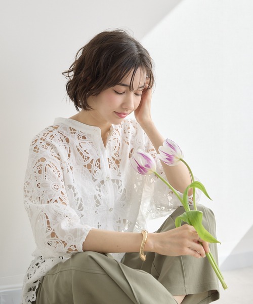 KATHARINE ROSS(キャサリンロス)の「【KATHARINE ROSS】マーガレット刺繍ドルマンブラウス(シャツ/ブラウス・レディース・ホワイト/ベージュ・FREE)」の6枚目の写真