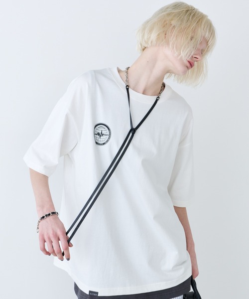 AIVER(アイバー)の「AIVER S WIP S/S TEE(Tシャツ/カットソー・メンズ・ブラック/オフホワイト/チャコールグレー・SMALL/MEDIUM/LARGE)」の5枚目の写真