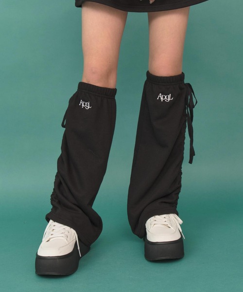 ANAP GiRL(アナップガール)の「サイドシャーリングレッグウォーマー(ソックス/靴下・キッズ・ブラック/ライトグレー・F)」の6枚目の写真