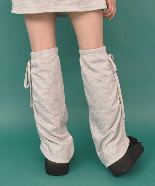 ANAP GiRL(アナップガール)の「サイドシャーリングレッグウォーマー(ソックス/靴下・キッズ・ブラック/ライトグレー・F)」の12枚目の写真
