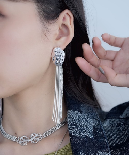 HARE（ハレ）の「チェーンデザインイヤリング(HARE)（イヤリング・レディース・ゴールド/シルバー・FREE）」の4枚目の写真