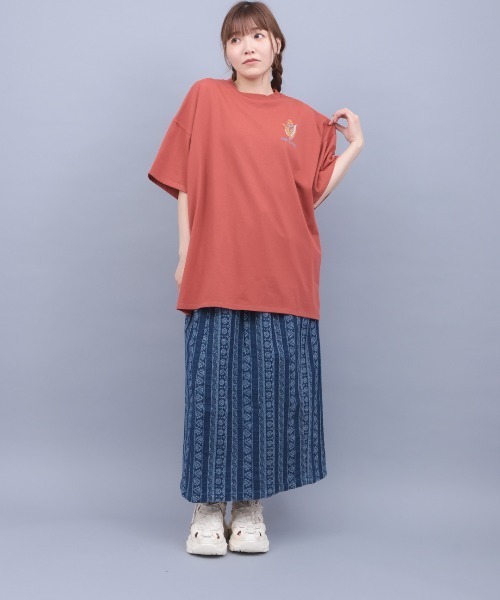 チチカカ(チチカカ)の「チビカチナプリントTシャツ(Tシャツ/カットソー・レディース・その他1/チャコールグレー/レッド・FREE)」の6枚目の写真