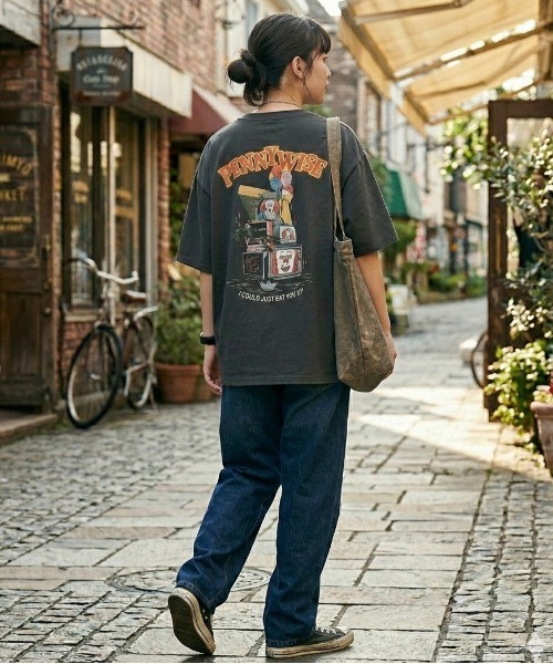 ALWAYS GOOD TIME(オルウェイズグッドタイム)の「【IT/イット】USD加工"ペニーワイズ"プリント半袖Tシャツ/Movie Tee/ユニセックス(Tシャツ/カットソー・メンズ・アイボリー/ホワイト系その他/スミクロ/ブラック系その他・LL/L/M)」の11枚目の写真