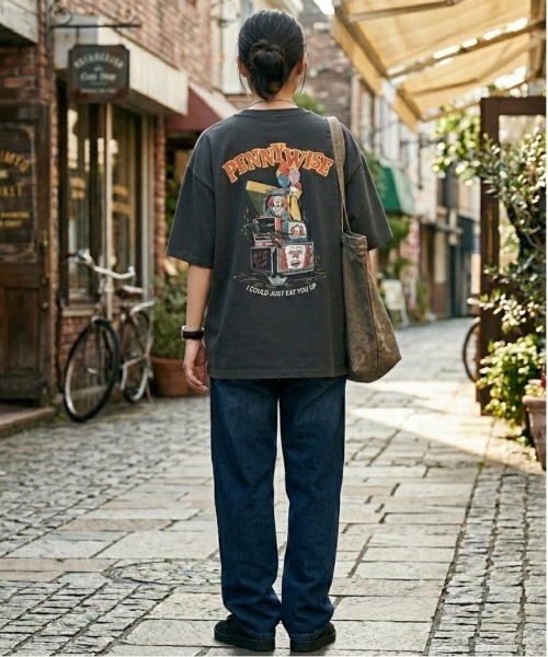 ALWAYS GOOD TIME(オルウェイズグッドタイム)の「【IT/イット】USD加工"ペニーワイズ"プリント半袖Tシャツ/Movie Tee/ユニセックス(Tシャツ/カットソー・メンズ・アイボリー/ホワイト系その他/スミクロ/ブラック系その他・LL/L/M)」の13枚目の写真