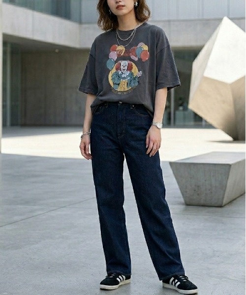 ALWAYS GOOD TIME(オルウェイズグッドタイム)の「【IT/イット】USD加工"ペニーワイズ"プリント半袖Tシャツ/Movie Tee/ユニセックス(Tシャツ/カットソー・メンズ・アイボリー/ホワイト系その他/スミクロ/ブラック系その他・LL/L/M)」の5枚目の写真