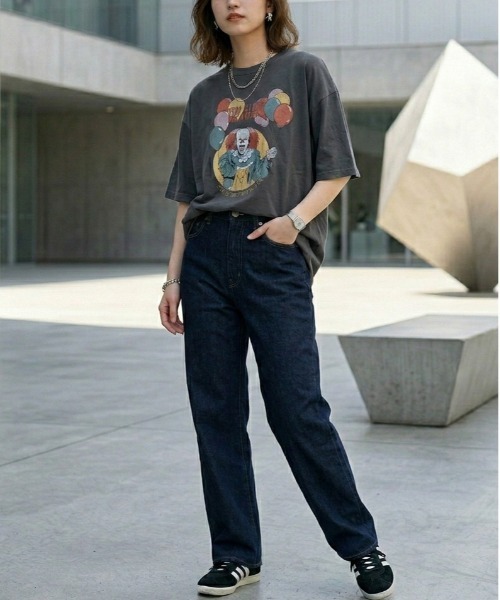 ALWAYS GOOD TIME(オルウェイズグッドタイム)の「【IT/イット】USD加工"ペニーワイズ"プリント半袖Tシャツ/Movie Tee/ユニセックス(Tシャツ/カットソー・メンズ・アイボリー/ホワイト系その他/スミクロ/ブラック系その他・LL/L/M)」の6枚目の写真