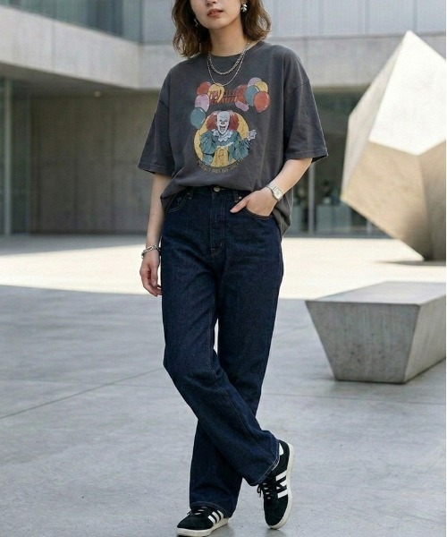 ALWAYS GOOD TIME(オルウェイズグッドタイム)の「【IT/イット】USD加工"ペニーワイズ"プリント半袖Tシャツ/Movie Tee/ユニセックス(Tシャツ/カットソー・メンズ・アイボリー/ホワイト系その他/スミクロ/ブラック系その他・LL/L/M)」の7枚目の写真