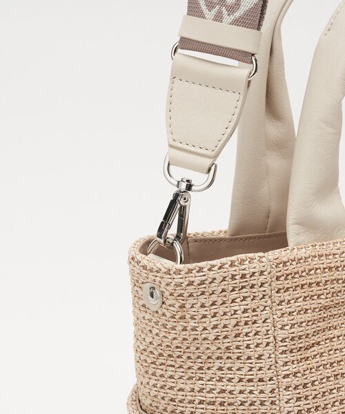 russet（ラシット）の「ナイロンラフィア2WAYトートバッグ（トートバッグ・レディース・アイボリー/ブラック/ダークブラウン・FREE）」の6枚目の写真