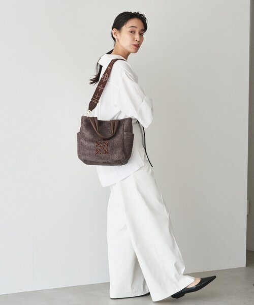 russet(ラシット)の「【今季大注目】ナイロンラフィア2WAYトートバッグ(トートバッグ・レディース・アイボリー/ブラック/ダークブラウン・FREE)」の12枚目の写真