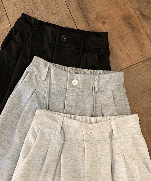 Teem Store（チームストア）の「フロントボタン セミワイドスウェットパンツ（スウェットパンツ・レディース・グレー/アッシュグレー/ブラック・L/M）」の4枚目の写真