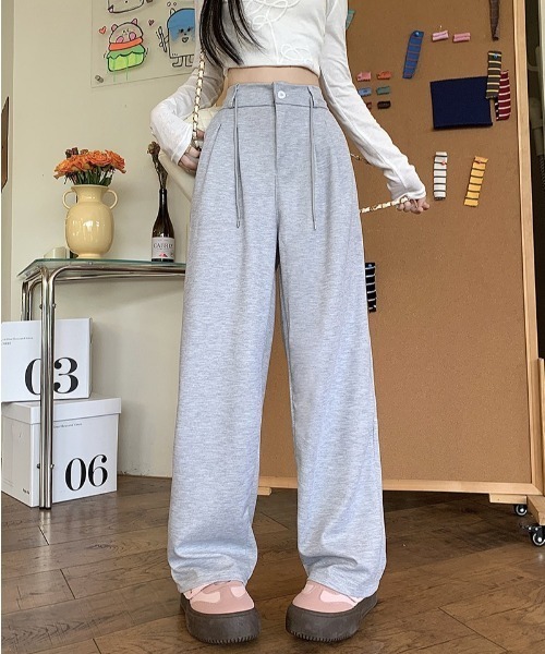 Teem Store（チームストア）の「フロントボタン セミワイドスウェットパンツ（スウェットパンツ・レディース・グレー/アッシュグレー/ブラック・L/M）」の9枚目の写真