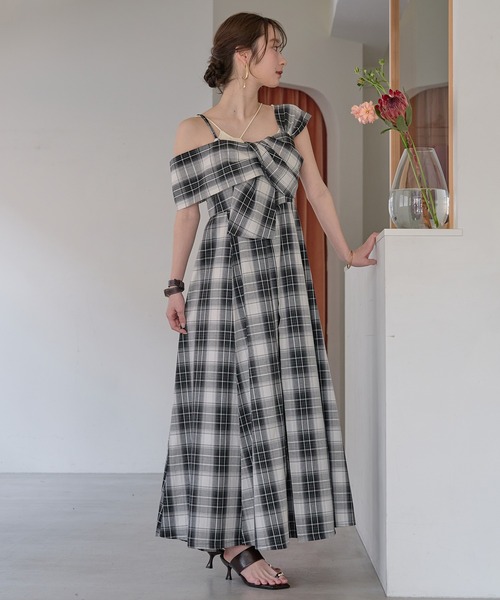 mideal(マイディール)の「ribbon design one shoulder onepiece / リボンデザインワンショルダーワンピース(ワンピース・レディース・ブラウン/ブラック・FREE)」の22枚目の写真