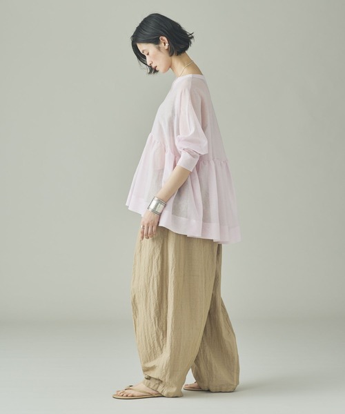 Curensology（カレンソロジー）の「Curensology(カレンソロジー)/シアーギャザーニットプルオーバー（ニット/セーター・レディース・ホワイト/ブラック/ライトピンク・FREE）」の14枚目の写真