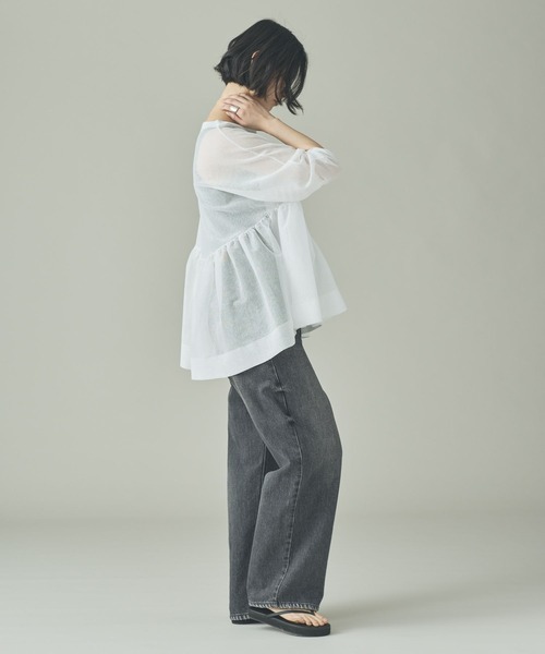 Curensology（カレンソロジー）の「Curensology(カレンソロジー)/シアーギャザーニットプルオーバー（ニット/セーター・レディース・ホワイト/ブラック/ライトピンク・FREE）」の8枚目の写真