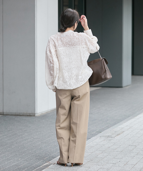 JOURNAL STANDARD(ジャーナルスタンダード)の「《WEB限定追加2》スタンドカラーレースロングスリーブブラウス(シャツ/ブラウス・レディース・ホワイト/ネイビー・FREE)」の6枚目の写真