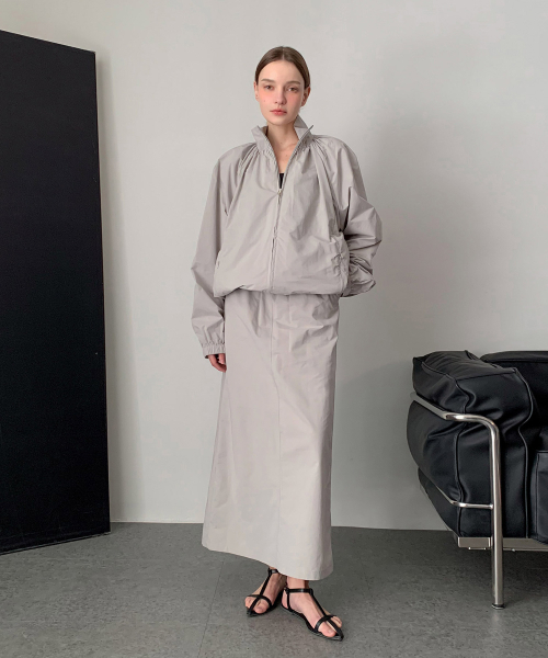 VASCARA(バスカラ)の「Dana Slit Long Skirt (3colors)(スカート・レディース・ブラック/クリーム/グレー・FREE)」の7枚目の写真
