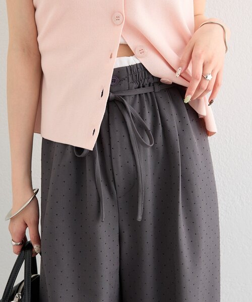 mystic(ミスティック)の「ラインストーンWベルトパンツ(その他パンツ・レディース・グレー/ブラック・0/1/2)」の12枚目の写真