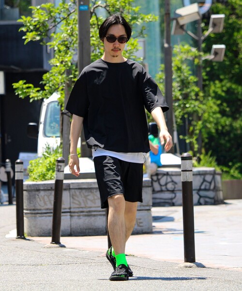 TAION(タイオン)の「【GLOSTER×TAION】機能素材 ワンマイルセットアップ(Tシャツ+ショーツ)(Tシャツ/カットソー・メンズ・チャコールグレー/ブラック・XL/L/M)」の1枚目の写真