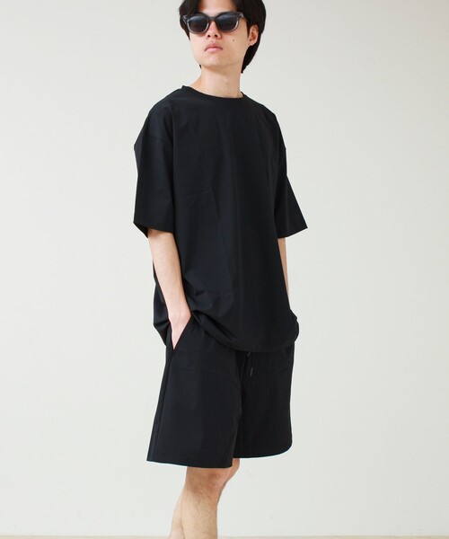TAION(タイオン)の「【GLOSTER×TAION】機能素材 ワンマイルセットアップ(Tシャツ+ショーツ)(Tシャツ/カットソー・メンズ・チャコールグレー/ブラック・XL/L/M)」の8枚目の写真