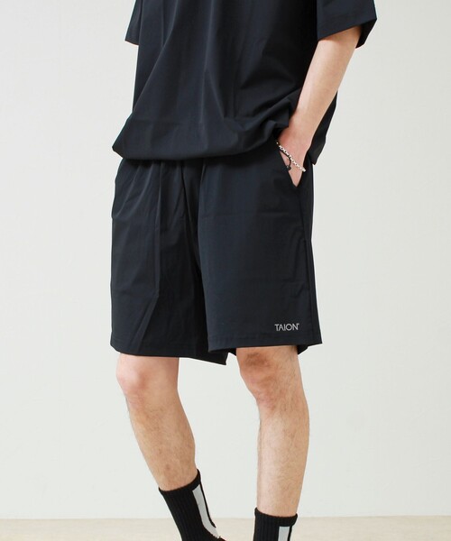 TAION(タイオン)の「【GLOSTER×TAION】機能素材 ワンマイルセットアップ(Tシャツ+ショーツ)(Tシャツ/カットソー・メンズ・チャコールグレー/ブラック・XL/L/M)」の13枚目の写真