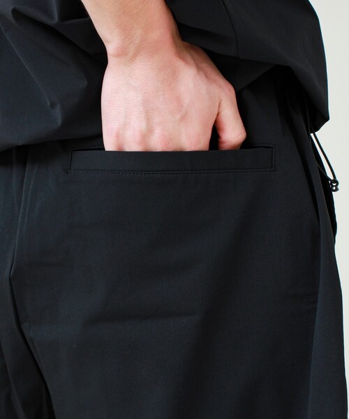 TAION(タイオン)の「【GLOSTER×TAION】機能素材 ワンマイルセットアップ(Tシャツ+ショーツ)(Tシャツ/カットソー・メンズ・チャコールグレー/ブラック・XL/L/M)」の18枚目の写真
