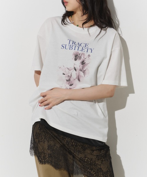 Unitage(ユニテージ)の「フラワーフォトTEE(Tシャツ/カットソー・レディース・チャコールグレー/ホワイト/グレー・FREE)」の16枚目の写真
