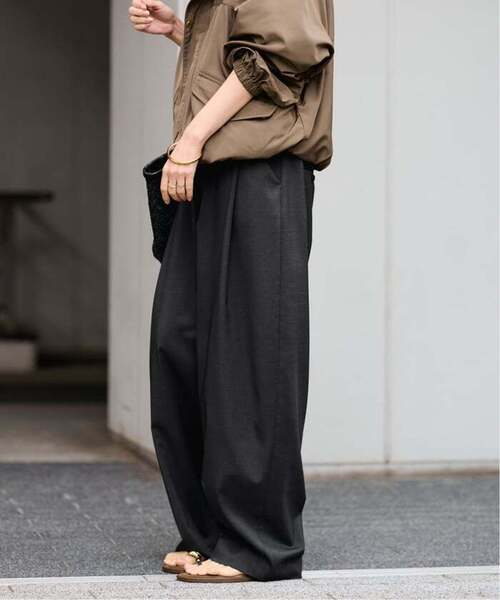 FRAMeWORK(フレームワーク)の「≪WEB限定≫タックカーブバックゴムパンツ 2(スラックス・レディース・ホワイト/ブラック・38/36/34)」の18枚目の写真