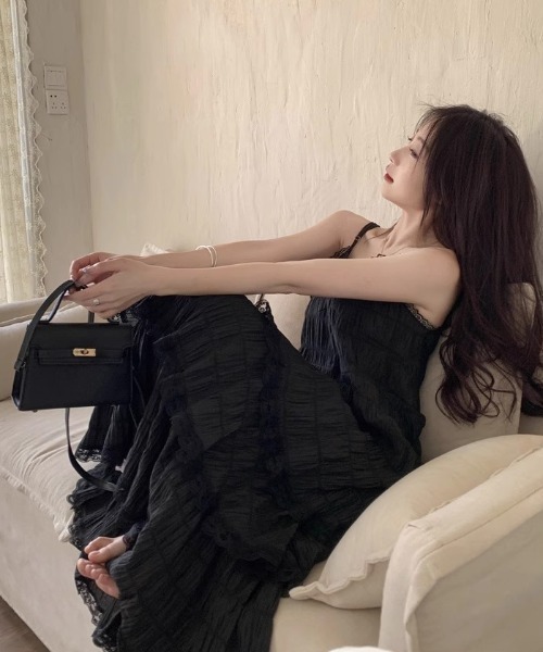 roomy(ルーミー)の「レースティアードキャミOP(ワンピース・レディース・ブラック/オフホワイト・FREE)」の9枚目の写真
