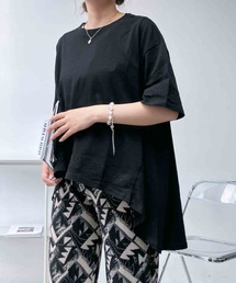 ○ゆったり涼感シルエット テントライン刺繍半袖Tシャツ