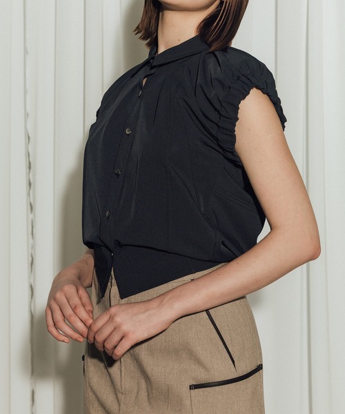 CITY TOKYO（シティトウキョウ）の「【CITY TOKYO/シティートウキョウ】Volume Gather Nosleeve Shirt/ボリュームギャザーノースリーブシャツ（シャツ/ブラウス・レディース・ホワイト/ブラック/グリーン・FREE）」の7枚目の写真