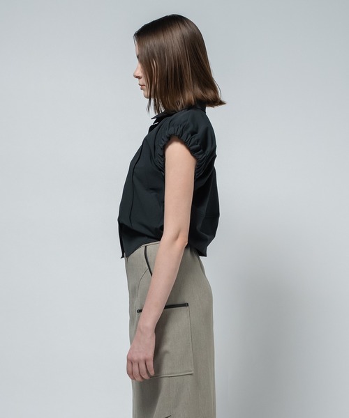 CITY TOKYO（シティトウキョウ）の「【CITY TOKYO/シティートウキョウ】Volume Gather Nosleeve Shirt/ボリュームギャザーノースリーブシャツ（シャツ/ブラウス・レディース・ホワイト/ブラック/グリーン・FREE）」の16枚目の写真