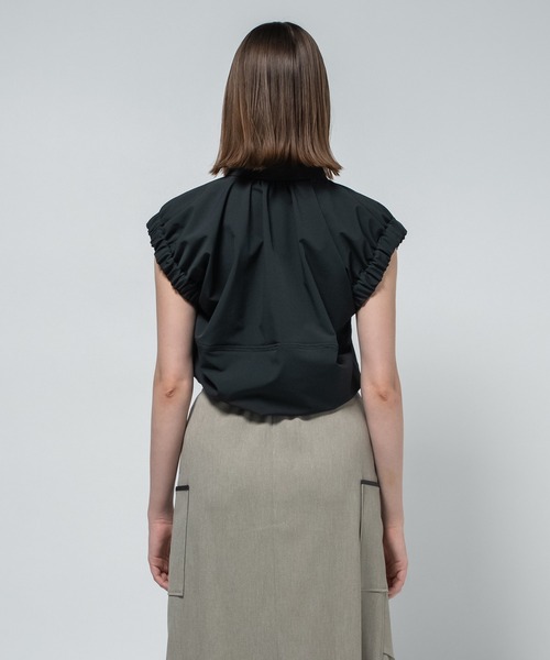 CITY TOKYO（シティトウキョウ）の「【CITY TOKYO/シティートウキョウ】Volume Gather Nosleeve Shirt/ボリュームギャザーノースリーブシャツ（シャツ/ブラウス・レディース・ホワイト/ブラック/グリーン・FREE）」の15枚目の写真