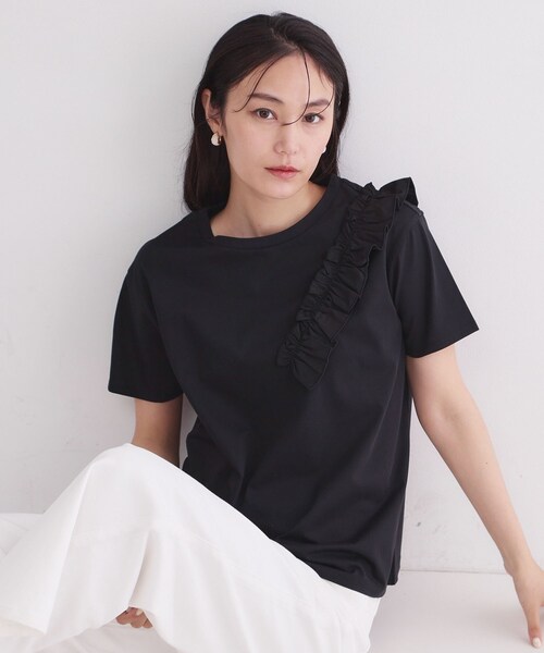 OPAQUE.CLIP（オペークドットクリップ）の「【UV／接触冷感】フリルショルダーカットソー《洗濯機OK》（Tシャツ/カットソー・レディース・ブラウン系/ブラック/ホワイト・42/40/38/36）」の3枚目の写真