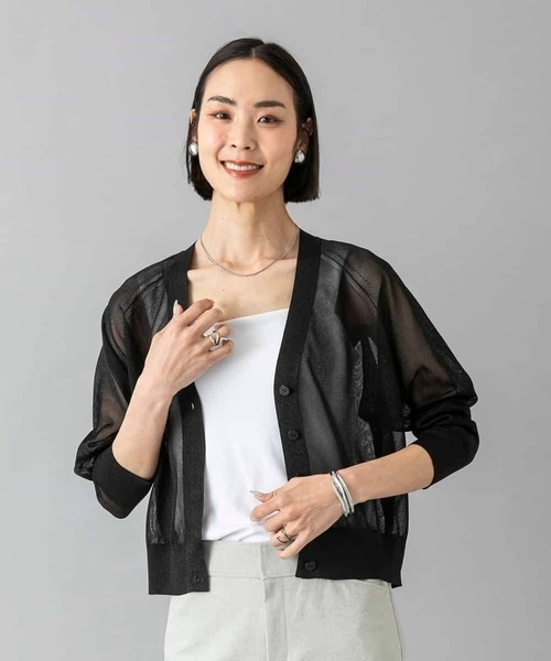 MICHEL KLEIN（ミッシェル・クラン）の「[ドライタッチ]シアーラメVネックカーディガン（カーディガン/ボレロ・レディース・ライトグレー/ブラック・38/40）」の21枚目の写真