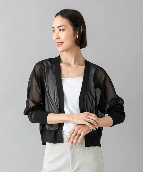 MICHEL KLEIN（ミッシェル・クラン）の「[ドライタッチ]シアーラメVネックカーディガン（カーディガン/ボレロ・レディース・ライトグレー/ブラック・38/40）」の4枚目の写真