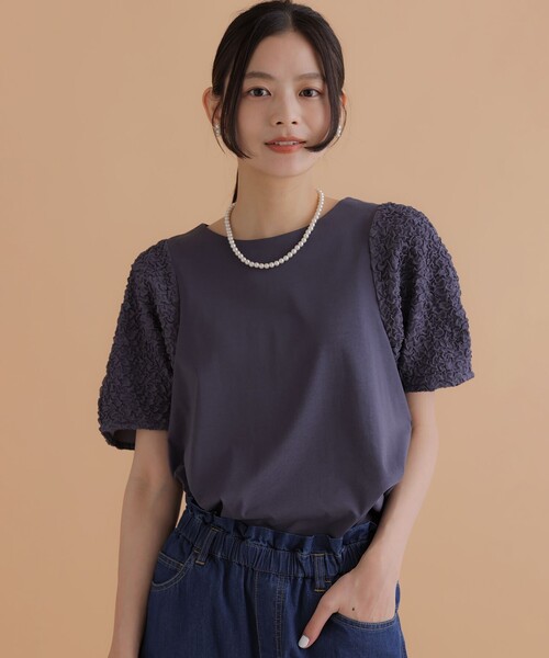 組曲(クミキョク)の「パフジャカードコンビジャージー パフスリーブカットソー(Tシャツ/カットソー・レディース・グレー系/グリーン系/ホワイト系/ブラック系・2/3)」の3枚目の写真