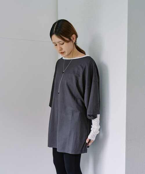 SHENERY(シーナリー)の「2WAYヘンリーBIGTee(Tシャツ/カットソー・レディース・オフホワイト/チャコールグレー/ブラウン・FREE)」の6枚目の写真