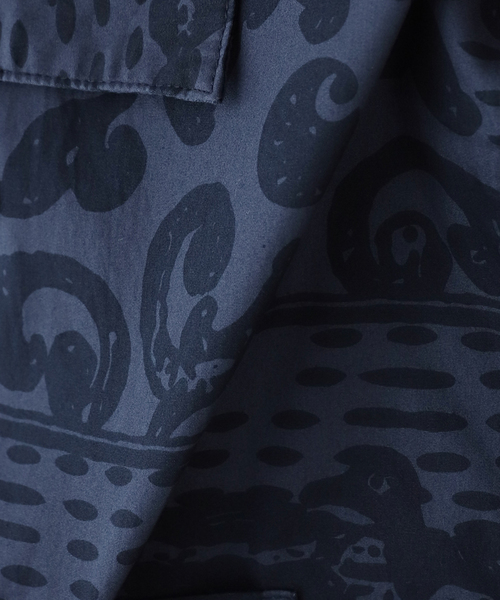 Carhartt WIP(カーハートダブリューアイピー)の「CARHARTT WIP VESTAGE SHIRT I036213:シャツ(シャツ/ブラウス・レディース・ブルー・MEDIUM)」の2枚目の写真