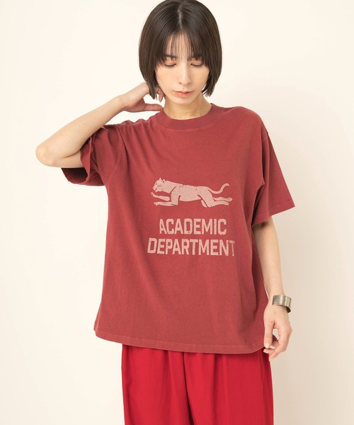 RNA-N(アールエヌエーエヌ)の「M2696 ユーズドライクカレッジT(Tシャツ/カットソー・レディース・グレー/レッド/ネイビー・FREE)」の6枚目の写真