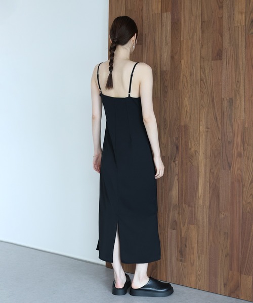 J by blue(ジェイバイブルー)の「《2サイズ展開》レースドレープキャミワンピース(ワンピース・レディース・ブラック/ブラウン・MEDIUM/SMALL)」の16枚目の写真
