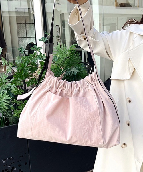 Miniministore(ミニミニストア)の「ギャザーショルダーバッグナイロン鞄大容量(ショルダーバッグ・レディース・カーキ/ベージュ/ラベンダー/ライトピンク/ブラック・FREE)」の17枚目の写真