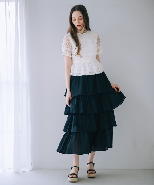 SELFIST(セルフィスト)の「シアーティアードボリュームスカート 夏服 フェミニン ロングスカート(スカート・レディース・ブラック/ホワイト・フリー)」の14枚目の写真