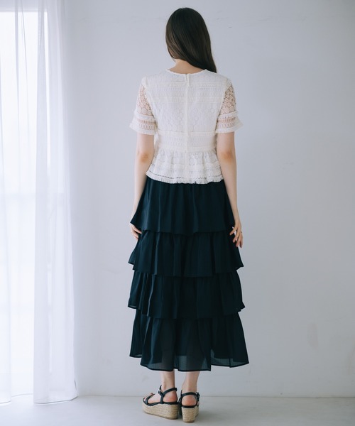 SELFIST(セルフィスト)の「シアーティアードボリュームスカート 夏服 フェミニン ロングスカート(スカート・レディース・ブラック/ホワイト・フリー)」の10枚目の写真