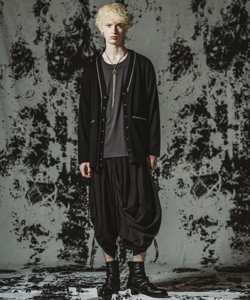 NO ID.（ノーアイディ）の「【NO ID.】Asymmetry Tuck Trousers / アシンメトリー タック トラウザーズ（その他パンツ・メンズ・ライトベージュ/グレー/ブラック・2/1）」の12枚目の写真