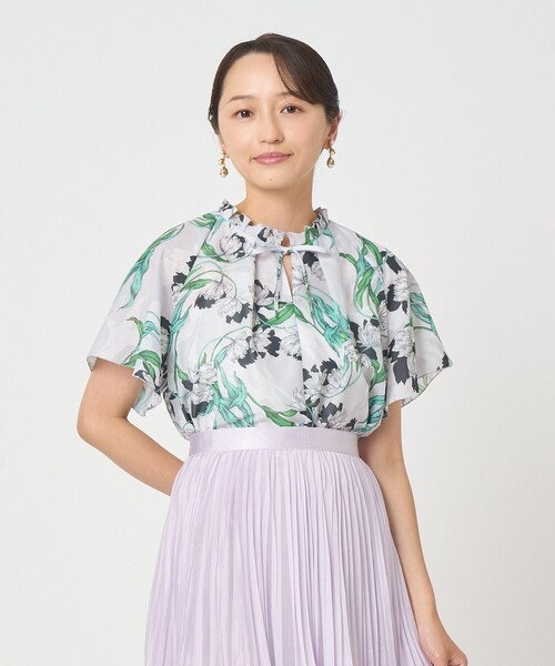 ANAYI(アナイ)の「ラーレプリントフレアースリーブ ブラウス〈セットアップ対応商品〉(シャツ/ブラウス・レディース・ネイビー/ライトグレー/ベージュ・38/36)」の18枚目の写真