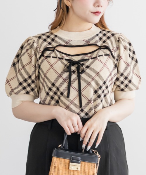 CLETTE（クレット）の「CLETTEオリジナルデコルテオープンチェック柄ニット（ニット/セーター・レディース・ライトベージュ/ミント/ブラック・4L/3L/LL）」の2枚目の写真