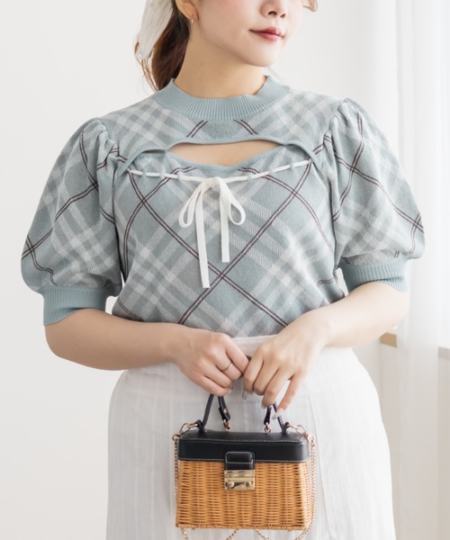 CLETTE（クレット）の「CLETTEオリジナルデコルテオープンチェック柄ニット（ニット/セーター・レディース・ライトベージュ/ミント/ブラック・4L/3L/LL）」の3枚目の写真