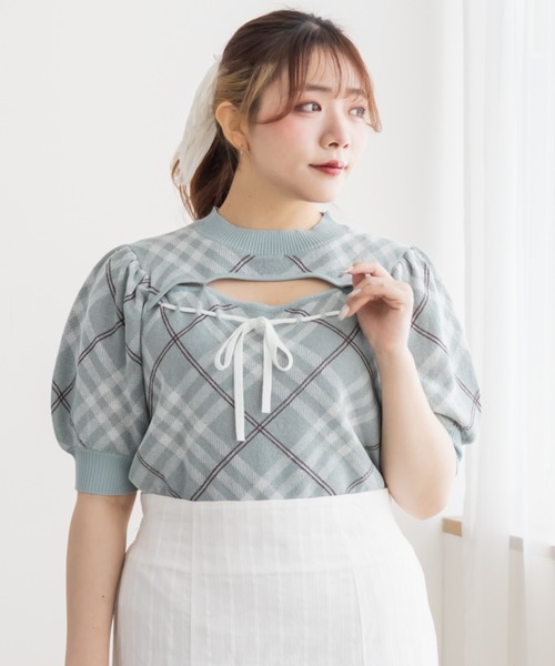 CLETTE（クレット）の「CLETTEオリジナルデコルテオープンチェック柄ニット（ニット/セーター・レディース・ライトベージュ/ミント/ブラック・4L/3L/LL）」の16枚目の写真