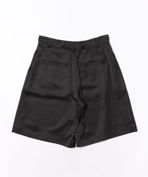CLANE（クラネ）の「CLANE 2WAY ADJUST SATIN HALF PANTS（ワンピース・レディース・ブラック・2/1）」の2枚目の写真